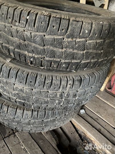 Michelin Premier A/S 215/70 R15C