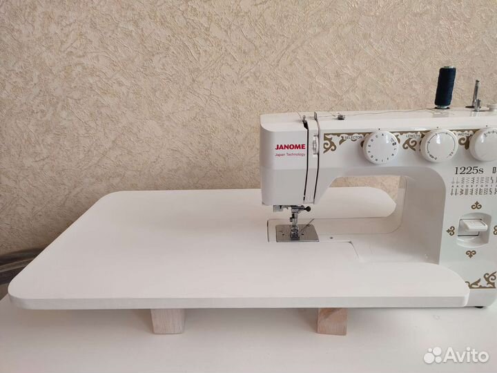 Столик приставной для швейной машины