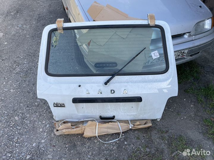 Дверь Нива Legend)