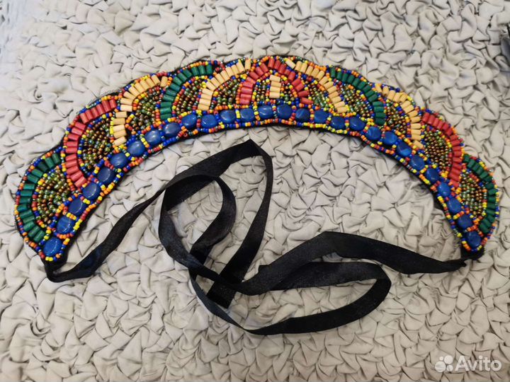 Воротник из бисера