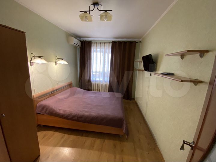 2-к. квартира, 56 м², 3/10 эт.