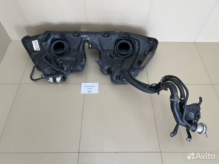 Бензобак Mercedes W203