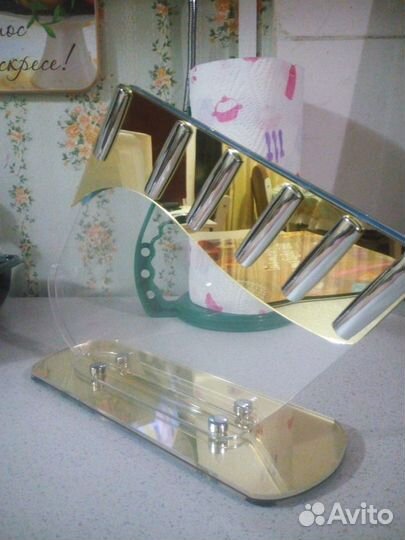 Держатель -подставка для ножей