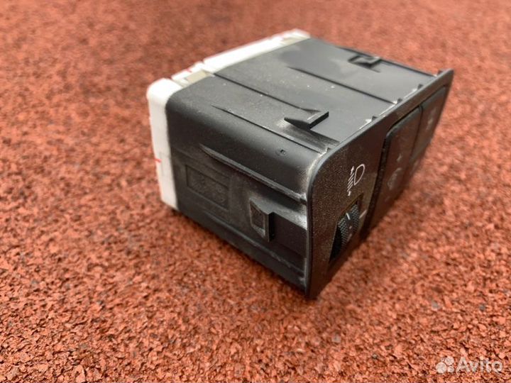 Блок кнопок Hyundai Solaris 2 1.6 G4FG 2018