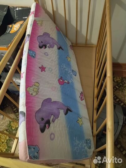 Кровать с матрасом