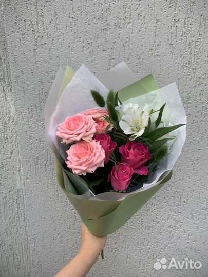 Букет комплимент. Цветы с доставкой