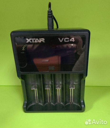 Зарядное устройство xtar VC4
