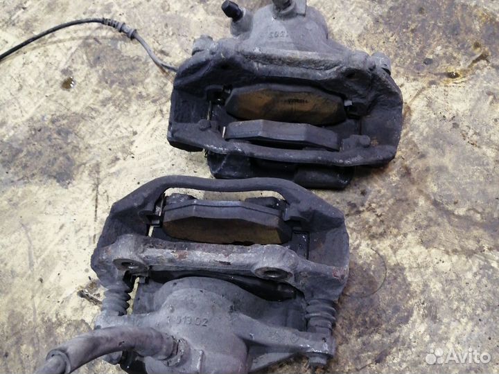 Передние суппорта Mercedes W211