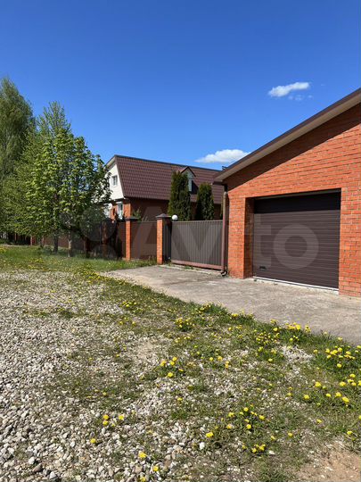 Дом 200 м² на участке 42 сот.