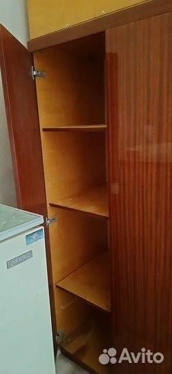 Шкаф