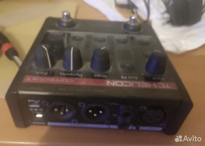 TC Helicon VoiceTone Correct XT