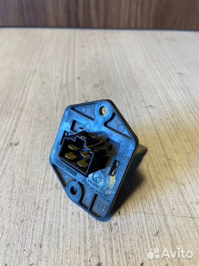 Резистор отопителя Hyundai Solaris