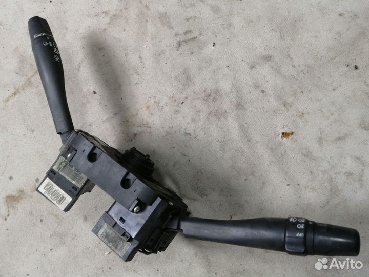 Блок подрулевых переключателей Nissan Primera 2000