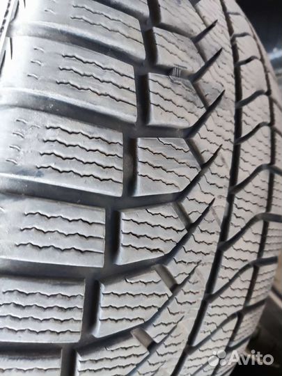 Westlake ZuperSnow Z-507 235/40 R19 96V