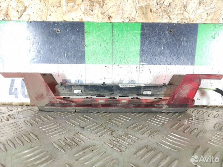 Фонарь задний стоп сигнал Ford Focus 1998-2005