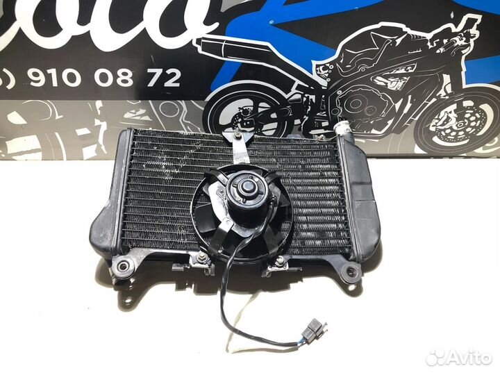 Радиатор в сборе Yamaha FZ 400 Fazer 1997г