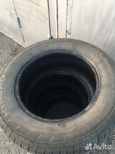 Kumho Solus KL21 235/65 R17