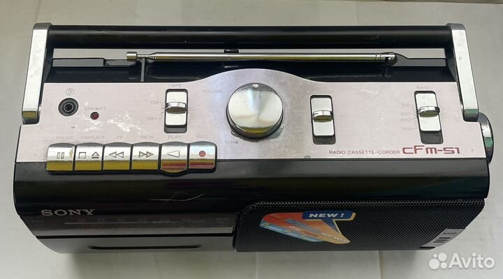 Кассетный магнитофон Sony CFM - S 1