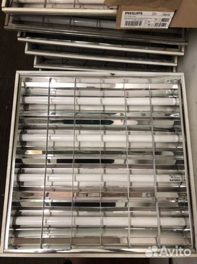 Светильник потолочный Armstrong