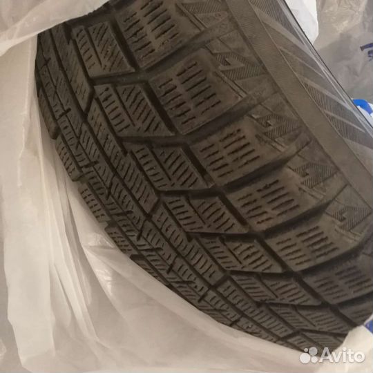 Yokohama Ice Guard IG60 215/65 R16 98H