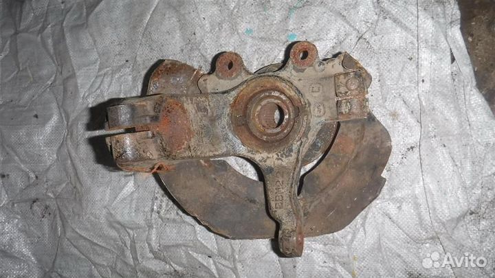 Кулак поворотный передний левый Mazda Mazda 3 (BL