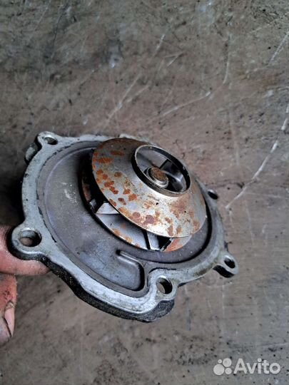 Помпа Cadillac SRX