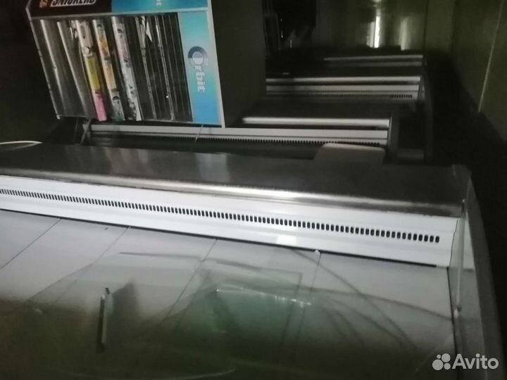 Холодильная ветрина