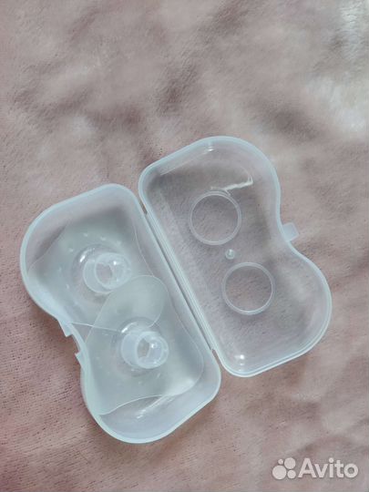 Накладки на грудь