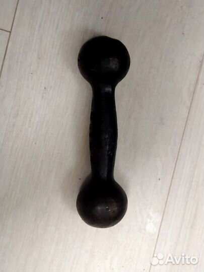 Гантель 1 кг