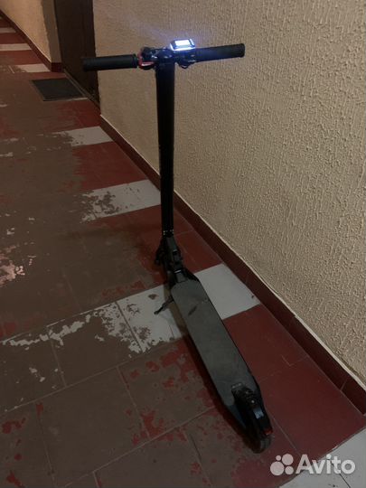 Электросамокат iconbit