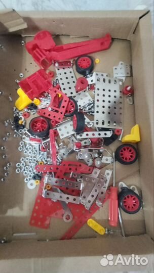 Металлический конструктор- пожарная машина