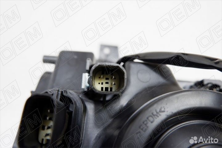 Фара правая для Ford Explorer 5 2010-2015 560421