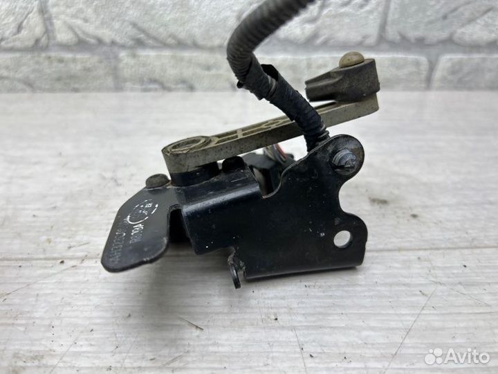 Датчик уровня положения кузова Land Rover Range