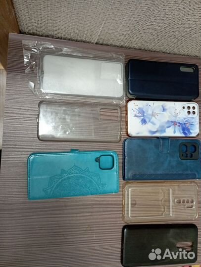 Чехлы на телефон