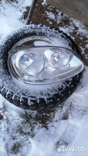 Фара правая volkswagen jetta 5