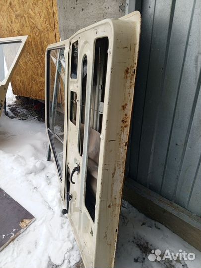 Дверь На ниву 2121