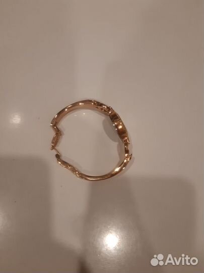 Часы кварцевые