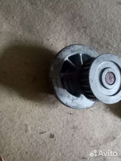 Продам запчасти на опель вектора