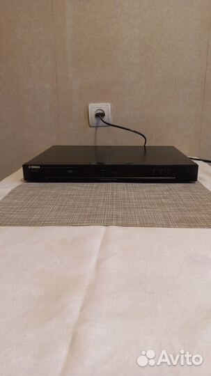 DVD проигрыватель Yamaha