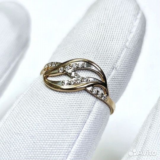 Золотое кольцо с фианитом 16р