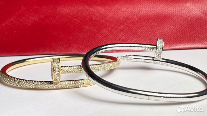 Золотой женский браслет Cartier