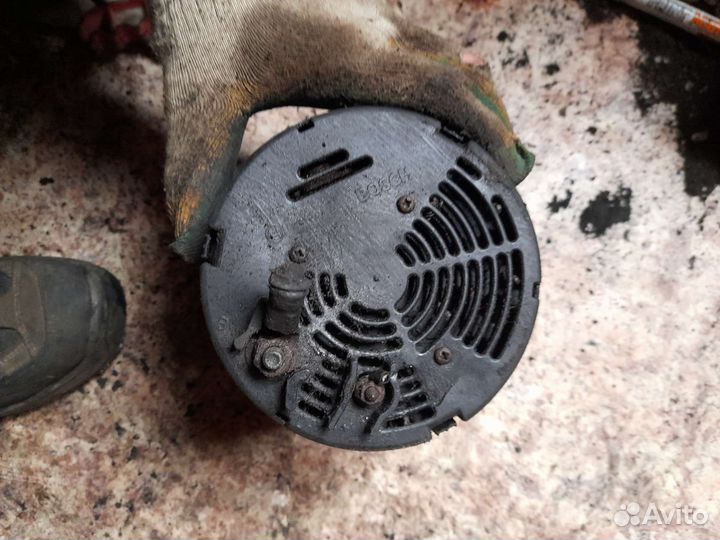 Генератор Mercedes 0101543202