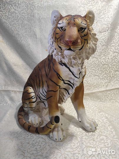 Тигр. Статуэтка. Новая. 50 см