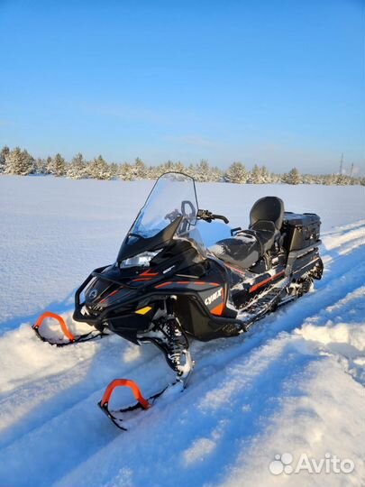 Снегоход BRP Lynx Commander 900