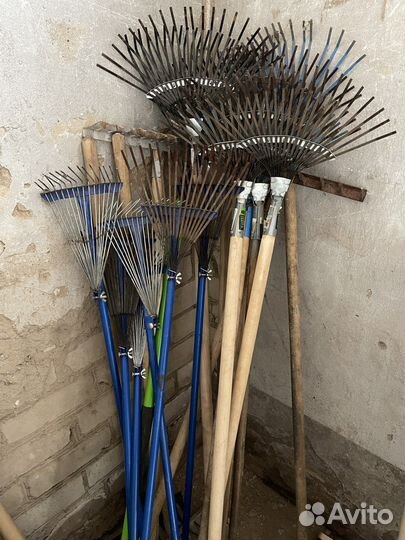 Грабли веерные с черенком