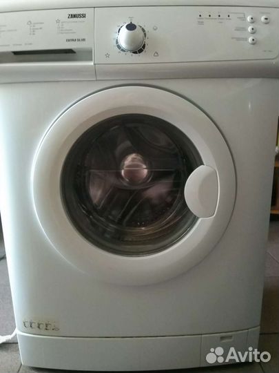 Стиральная машина на запчасти zanussi