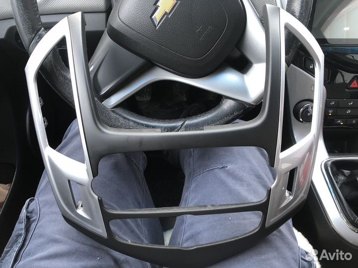 Штатная магнитола на chevrolet cruze