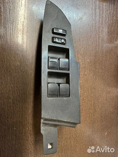 Блок стеклоподъемников Toyota Corolla E180 2013