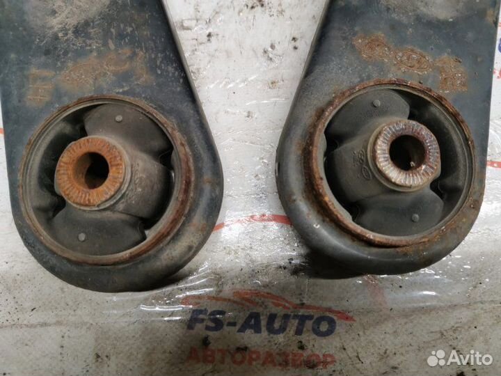 Рычаг подвески нижний передний Kia Soul 1.6 G4FD