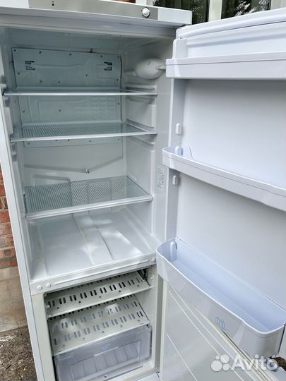 Холодильник Indesit SB167.027